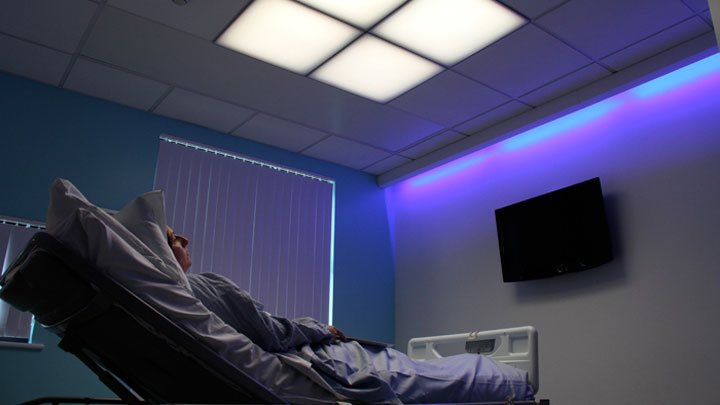 Système d'éclairage de chambres de patients