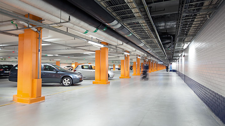 GreenParking parkeergarageverlichting van Philips Lighting biedt een snel rendement op de investering door energie‑ en kostenbesparingen.