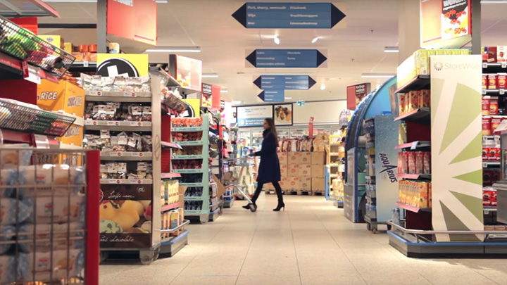 Slimme supermarkt verlichting – energie-efficiënte armaturen met centrale regelsystemen en software-apps